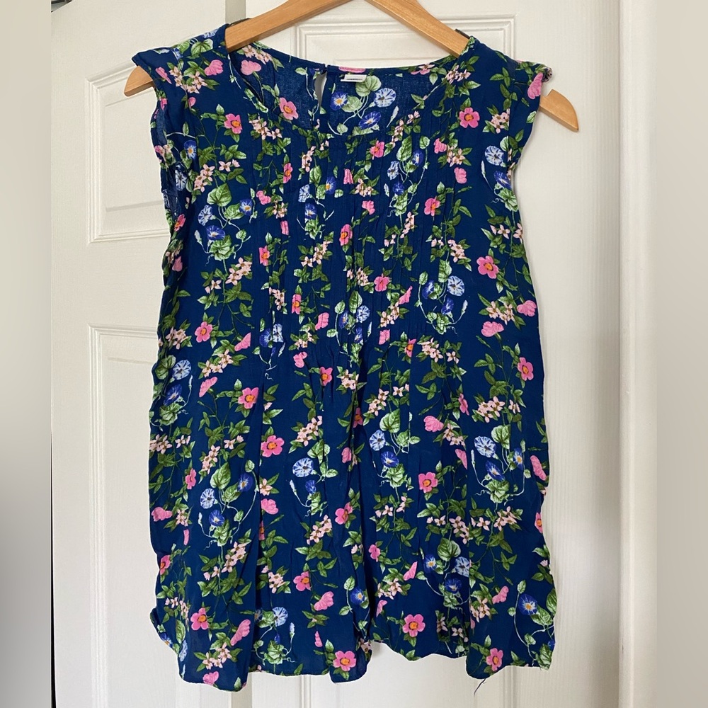 Old Navy shirt